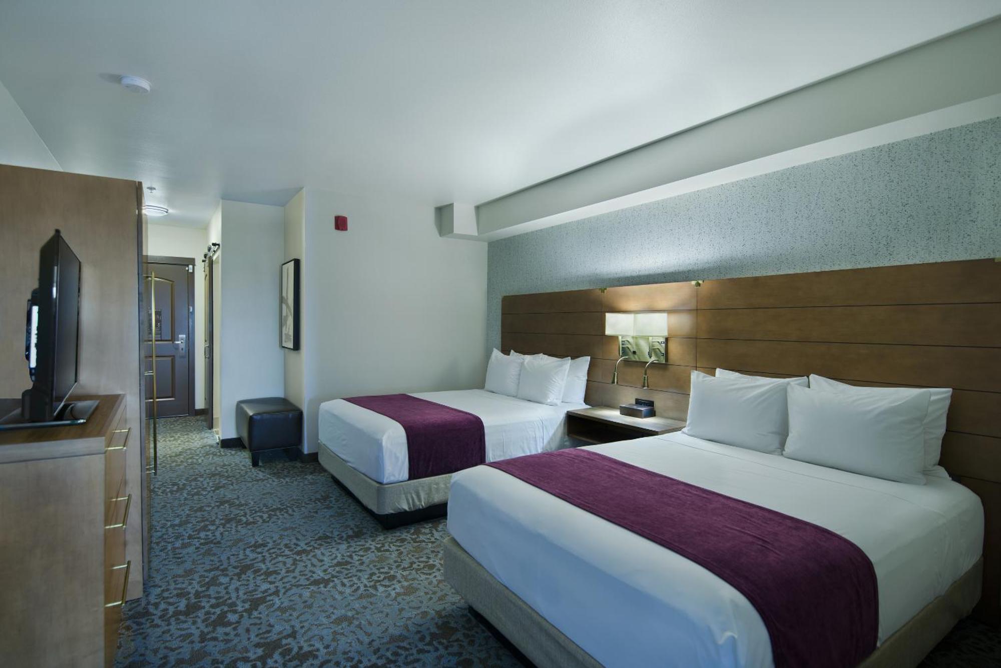 Oxford Suites Sonoma - Rohnert Park Pokój zdjęcie