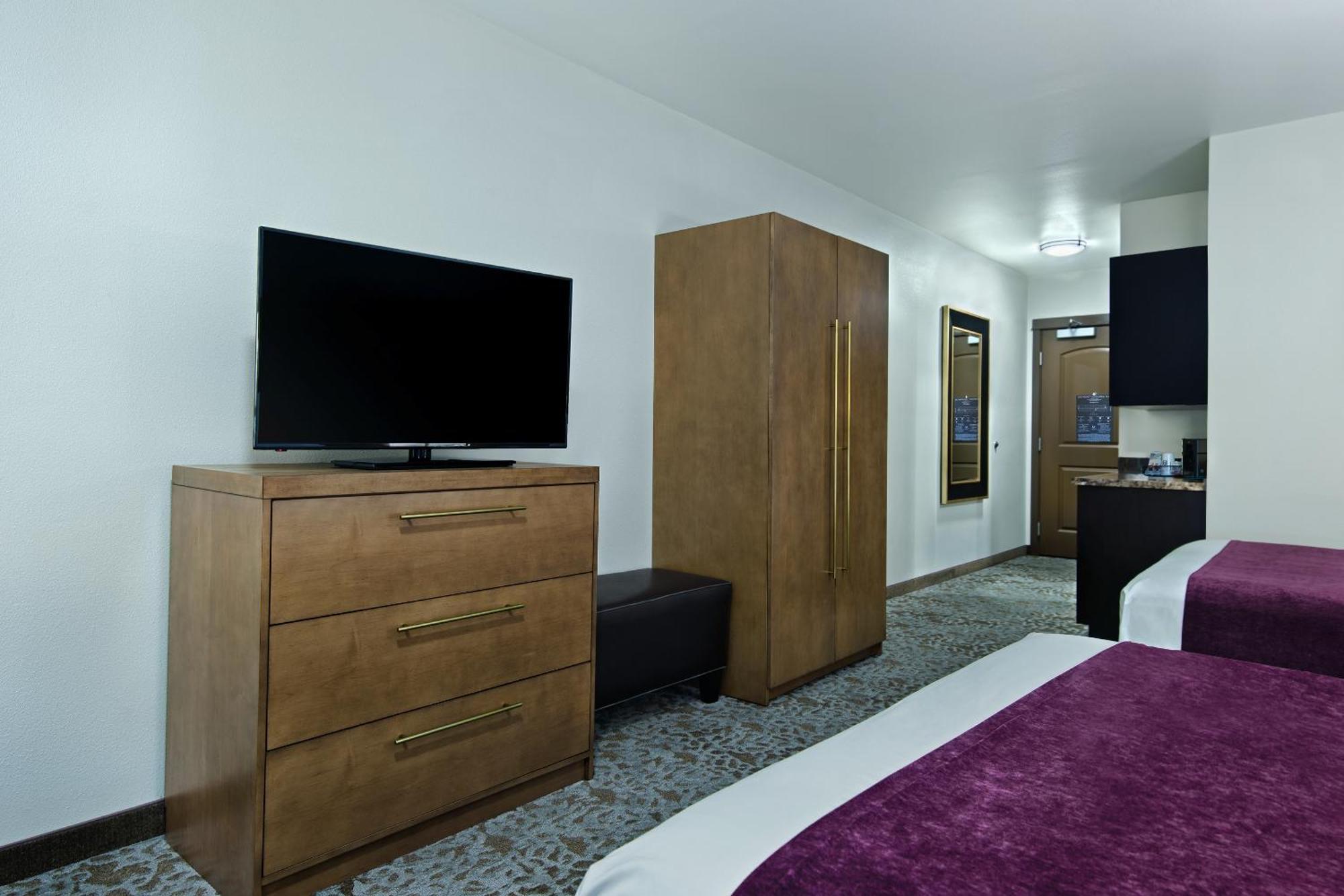 Oxford Suites Sonoma - Rohnert Park Pokój zdjęcie