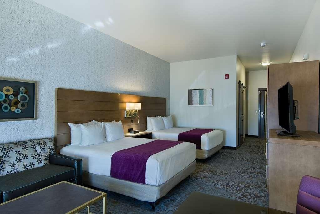 Oxford Suites Sonoma - Rohnert Park Pokój zdjęcie