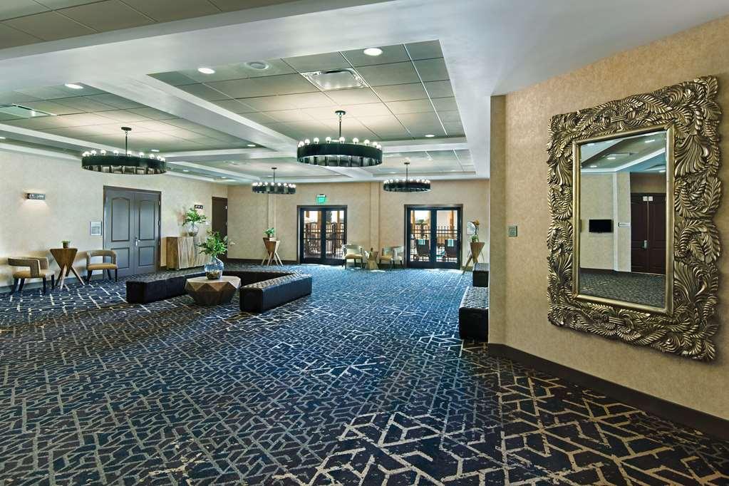 Oxford Suites Sonoma - Rohnert Park Udogodnienia zdjęcie