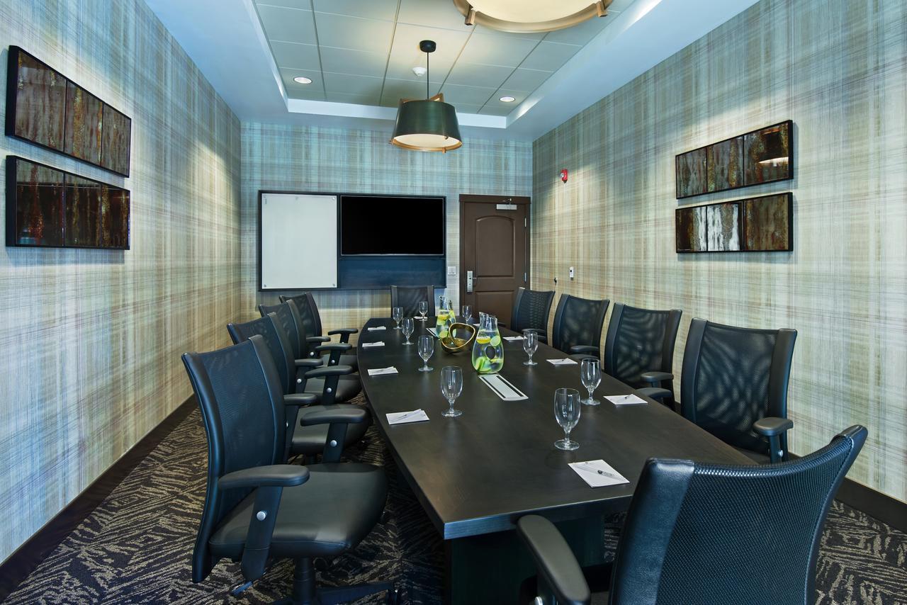 Oxford Suites Sonoma - Rohnert Park Pokój zdjęcie