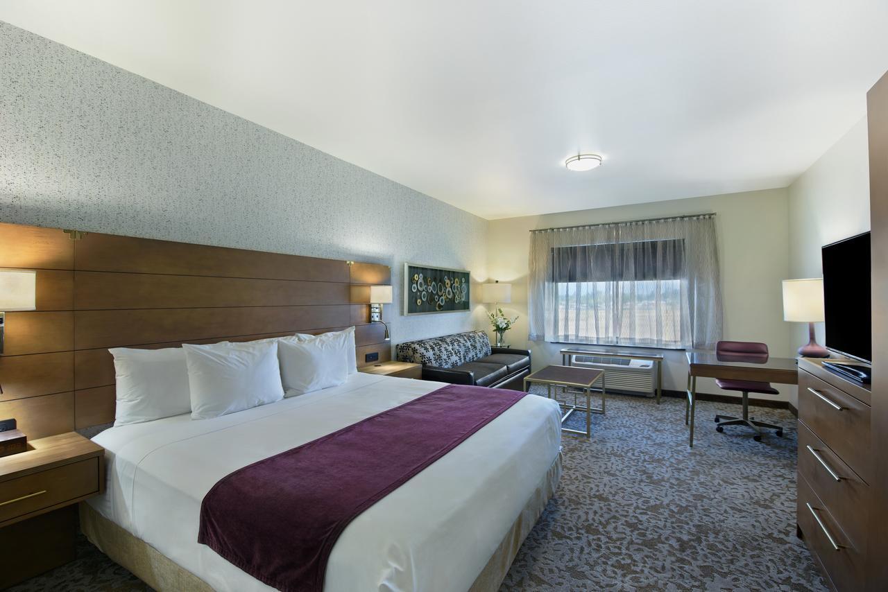 Oxford Suites Sonoma - Rohnert Park Zewnętrze zdjęcie