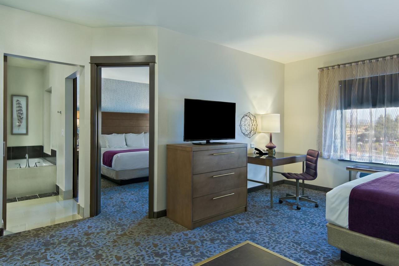 Oxford Suites Sonoma - Rohnert Park Pokój zdjęcie