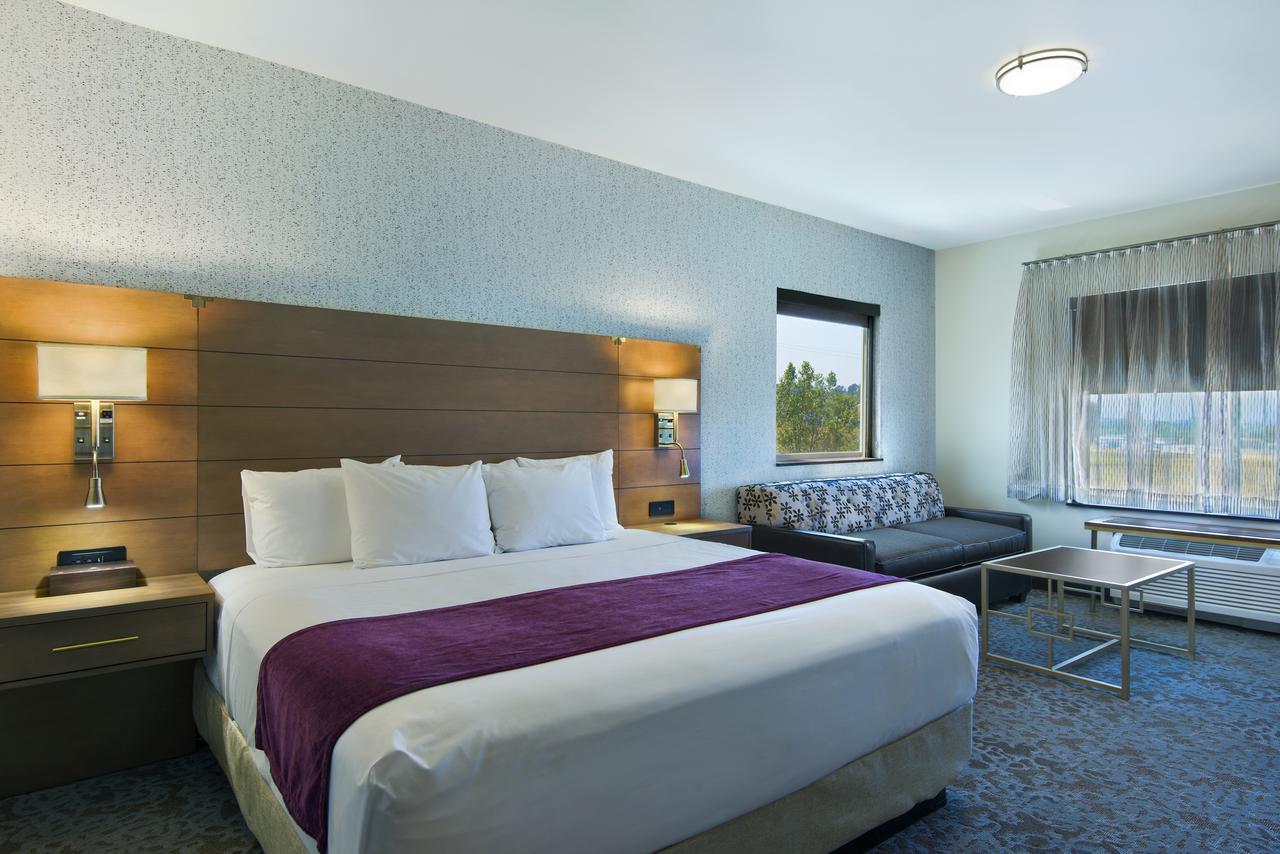 Oxford Suites Sonoma - Rohnert Park Zewnętrze zdjęcie