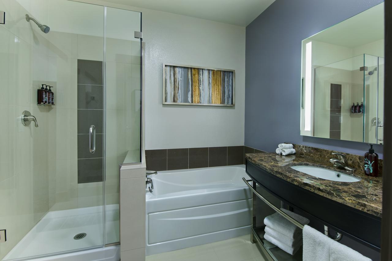 Oxford Suites Sonoma - Rohnert Park Zewnętrze zdjęcie