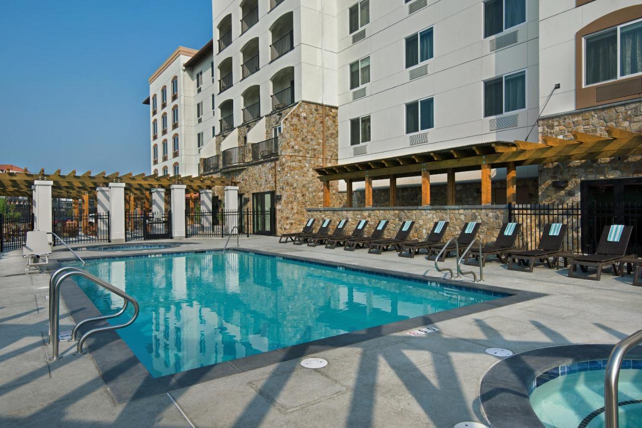Oxford Suites Sonoma - Rohnert Park Zewnętrze zdjęcie